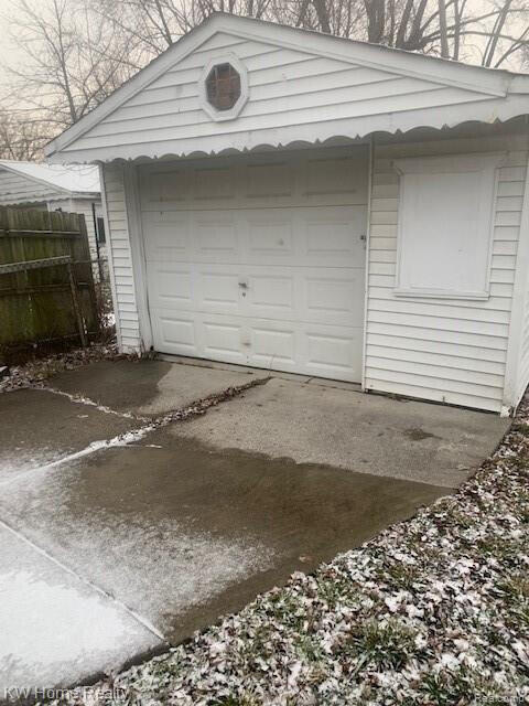 9451 Camley St, Detroit, MI 48224 - photo 10