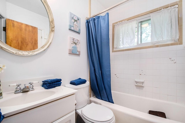 1538 Sheridan Ave, Niles, MI 49120 - bathroom featuring vanity and shower / bathtub combination with curtain