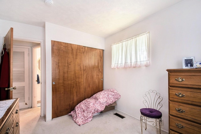 1538 Sheridan Ave, Niles, MI 49120 - bedroom featuring light colored carpet and a closet