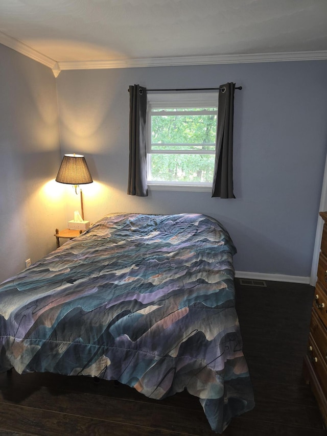 28548 Fairlane Dr, Dowagiac, MI 49047 - bedroom featuring ornamental molding