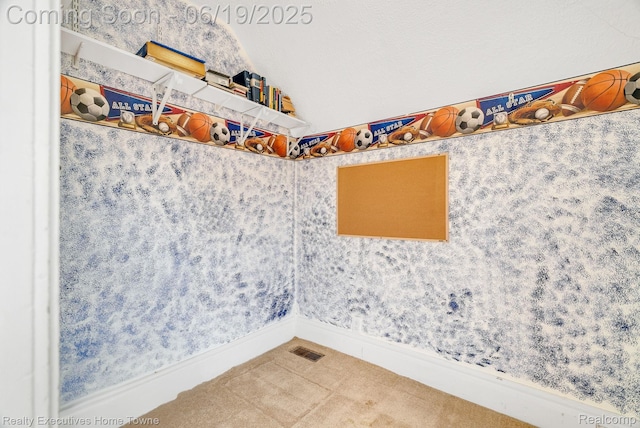 727 Minnie St, Port Huron, MI 48060 - empty room featuring vaulted ceiling