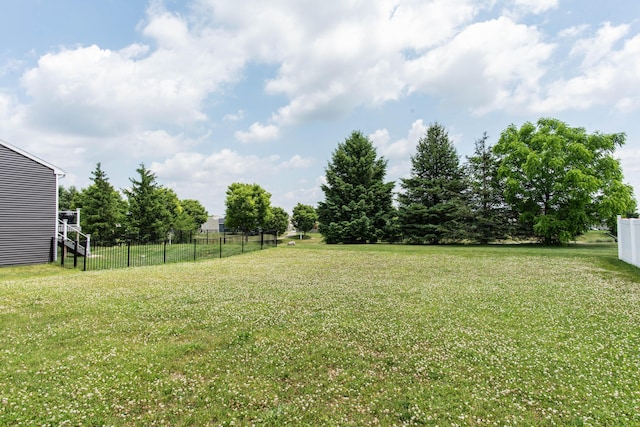 1633 Tea Pond Ct, Vicksburg, MI 49097 - view of yard