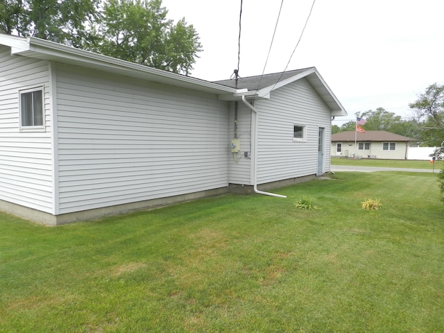 2865 Carrie Ln, Saint Joseph, MI 49085 - back of house with a yard