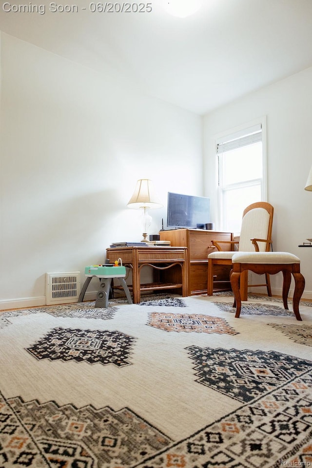 632 S Edison Ave, Royal Oak, MI 48067 - office with baseboards