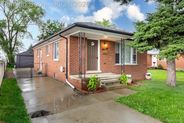 1307 Hanford Ave, Lincoln Park, MI 48146 - photo 2