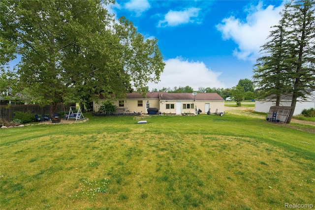 5045 Baldwin Rd, Swartz Creek, MI 48473 - rear view of house