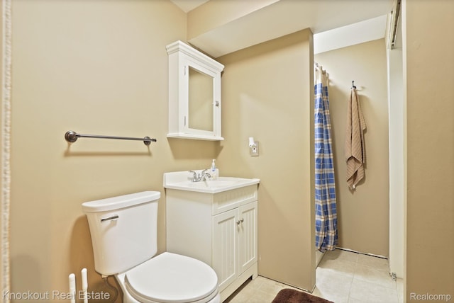605 Shawnesee, Flushing, MI 48433 - bathroom featuring vanity, tile patterned flooring, and curtained shower
