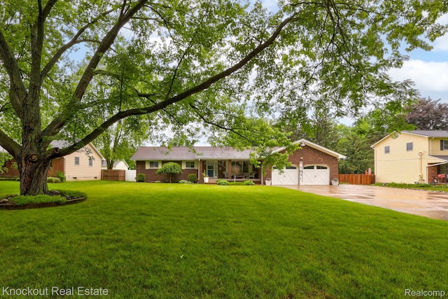 605 Shawnesee, Flushing, MI 48433 - ranch-style home with driveway, brick siding, and an attached garage
