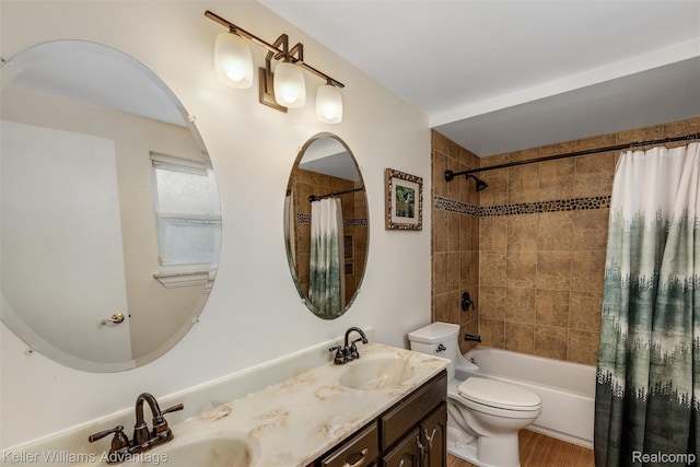 9286 Dudley St, Taylor, MI 48180 - full bath featuring double vanity and shower / bath combo