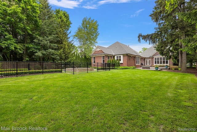 222 Arlington St, Birmingham, MI 48009 - view of yard
