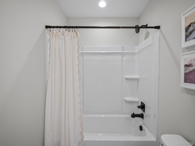 24654 Floret, Macomb, MI 48042 - full bathroom with shower / bath combo with shower curtain and toilet