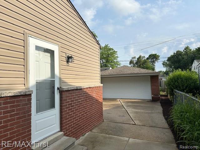 34940 John St, Wayne, MI 48184 - view of detached garage