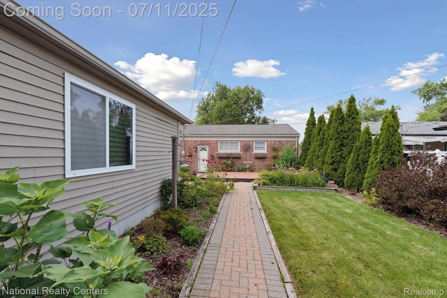 32203 Anita Dr, Westland, MI 48185 - view of grassy yard