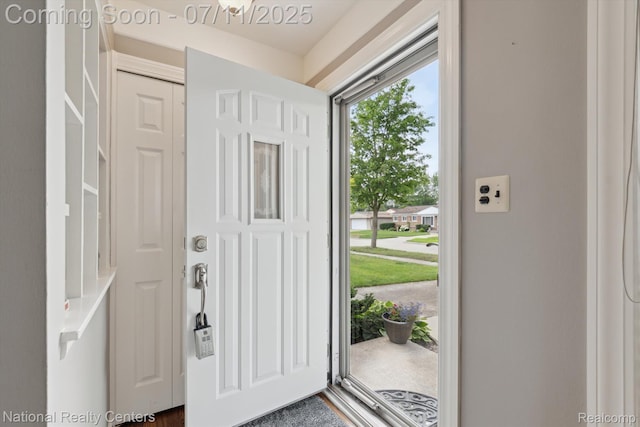 32203 Anita Dr, Westland, MI 48185 - view of entrance foyer