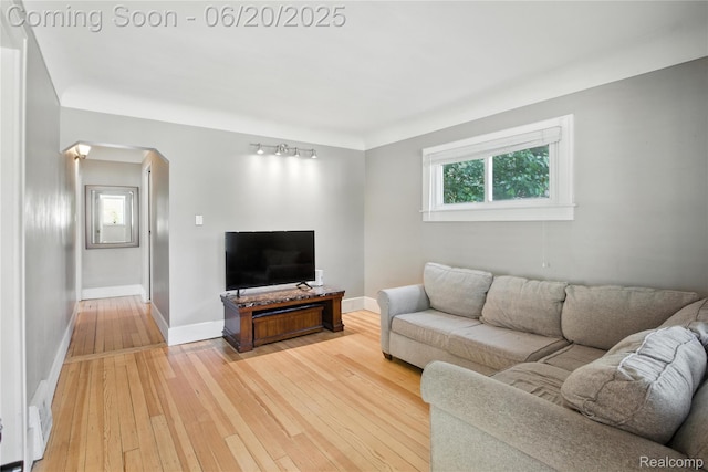 306 N Kenwood Ave, Royal Oak, MI 48067 - photo 9