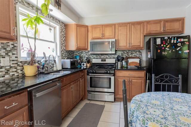 29147 Howard Ave, Madison Heights, MI 48071 - photo 7