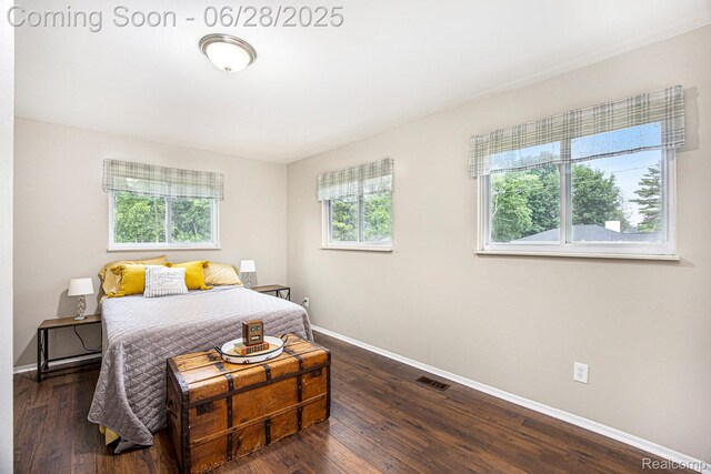 2371 Bradford Dr, Grand Blanc, MI 48507 - bedroom with dark wood-type flooring