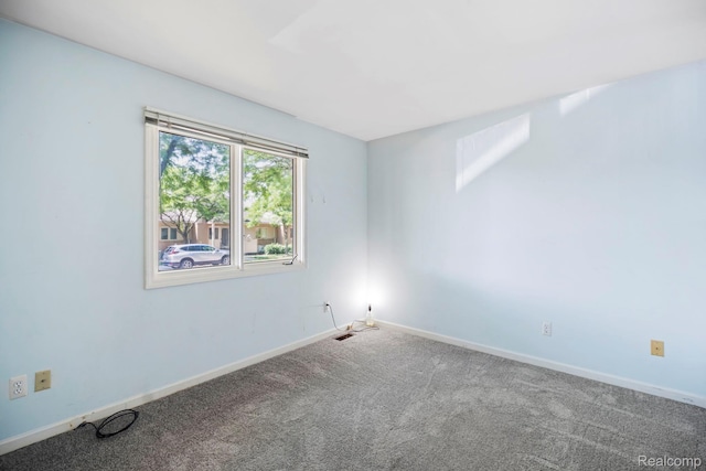 29680 Olympia Ct, Farmington Hills, MI 48336 - spare room with carpet flooring and baseboards