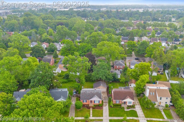1717 Penistone St, Lake Orion, MI 48009 - aerial perspective of suburban area