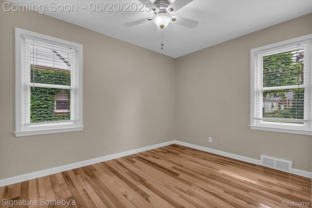 1717 Penistone St, Lake Orion, MI 48009 - unfurnished room with healthy amount of natural light, light wood-type flooring, and a ceiling fan