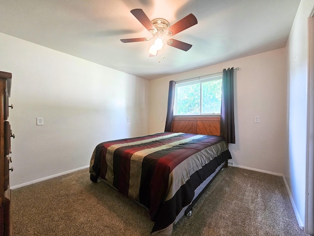 5365 Flushing Rd, Flushing, MI 48433 - bedroom featuring carpet flooring and a ceiling fan