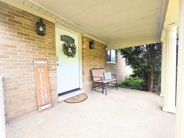 5365 Flushing Rd, Flushing, MI 48433 - view of porch