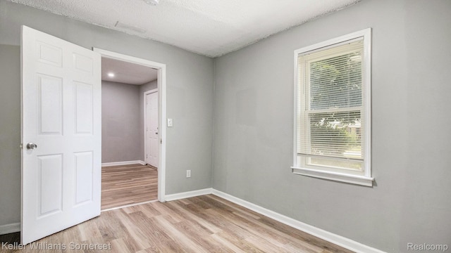 8661 Dodge Ave, Warren, MI 48089 - photo 9