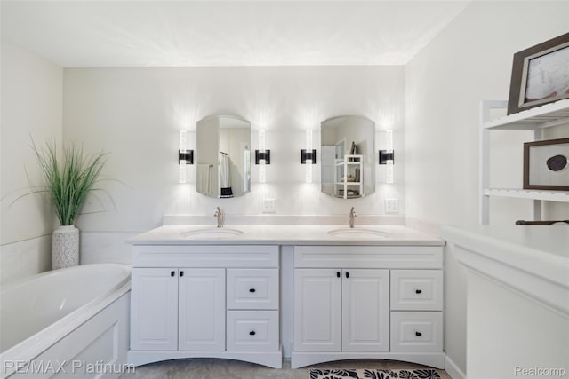 13368 N Fenton Rd, Fenton, MI 48430 - full bath featuring double vanity and a bath