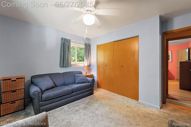 7189 Lindenmere Dr, Bloomfield Hills, MI 48301 - living area with a ceiling fan and carpet floors