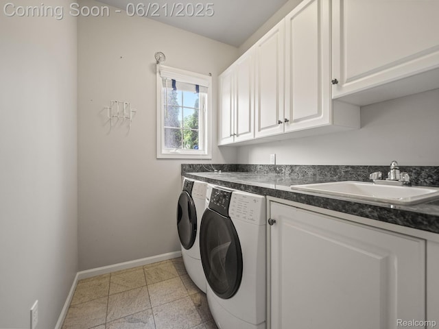 1539 Bartley Ln, Bloomfield Hills, MI 48304 - laundry room featuring washing machine and dryer and cabinet space
