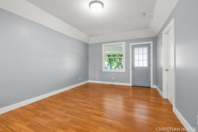 831 Bridge St NW, Grand Rapids, MI 49504 - entryway featuring light wood finished floors