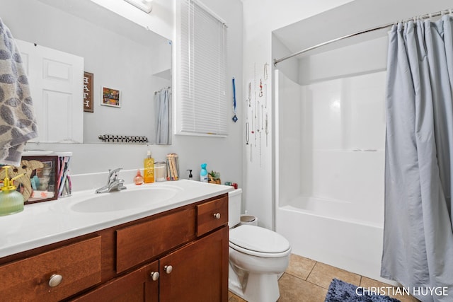 831 Bridge St NW, Grand Rapids, MI 49504 - bathroom featuring vanity, tile patterned flooring, and shower / bath combination with curtain