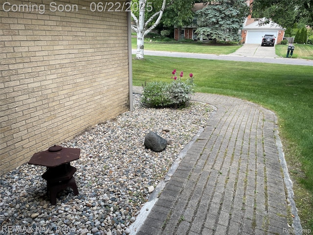 5408 Vincennes Dr, Bloomfield Hills, MI 48302 - view of green lawn