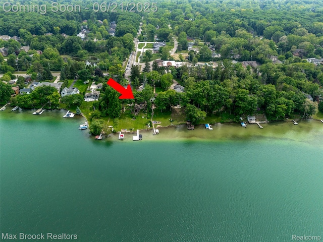 6510 Commerce Rd, West Bloomfield, MI 48324 - aerial view of property's location with a large body of water