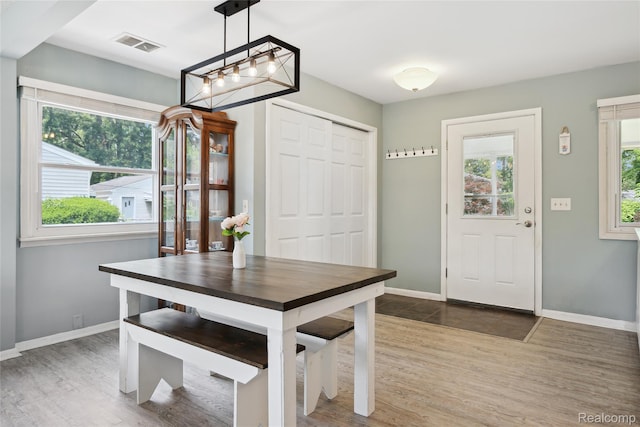 39248 Wade Rd, Taylor, MI 48174 - dining area with wood finished floors