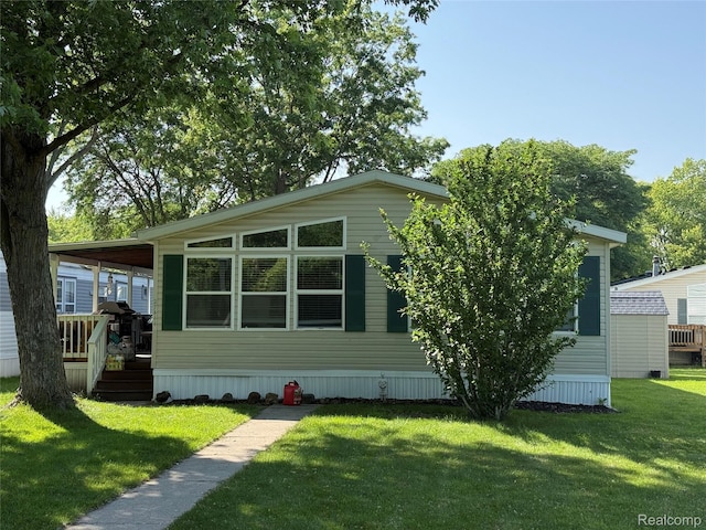 27444 Bordeau Dr, Romulus, MI 48174 - view of front of house featuring a front yard
