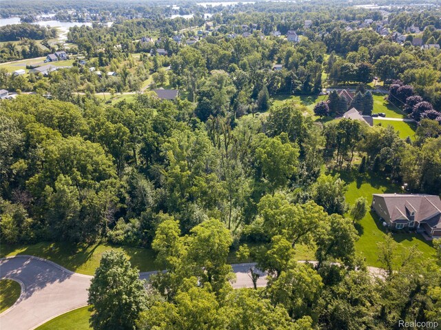 1920 Laflamme Ct, White Lake, MI 48386 - photo 1