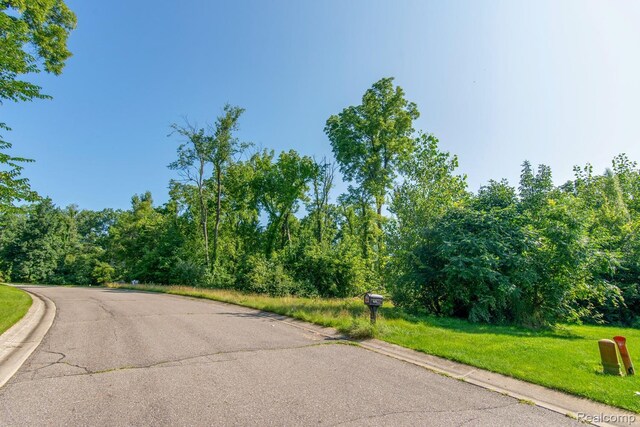 1920 Laflamme Ct, White Lake, MI 48386 - photo 12