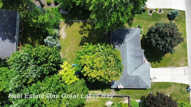 5178 Mangrove Dr, Saginaw, MI 48603 - drone / aerial view