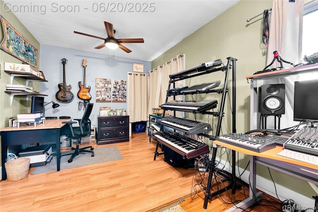 2429 Holmes St, Hamtramck, MI 48212 - office space featuring a ceiling fan and wood finished floors