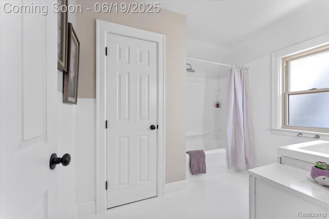 243 2nd St, Brownstown, MI 48192 - full bath featuring vanity and shower / bath combo with shower curtain