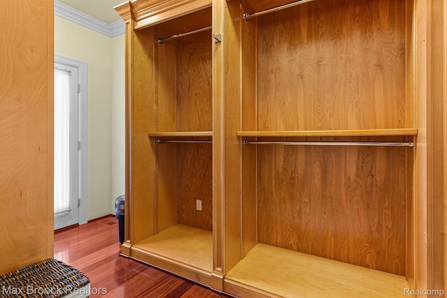 5626 Shadow Ln, Bloomfield Hills, MI 48302 - view of closet