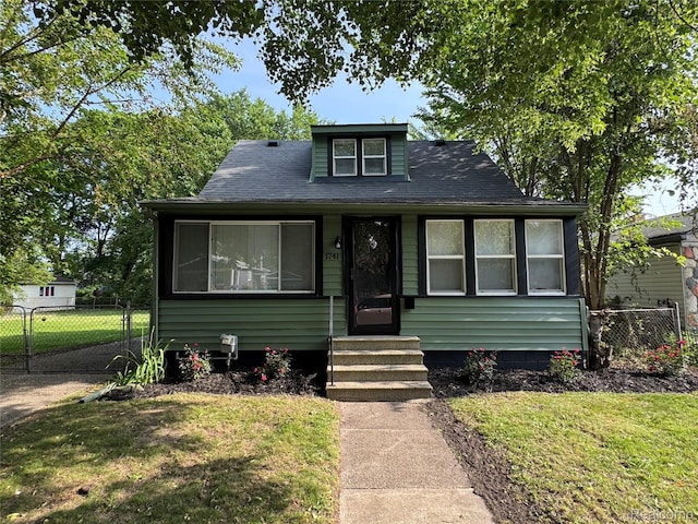 1741 Academy St, Ferndale, MI 48220 - bungalow with entry steps