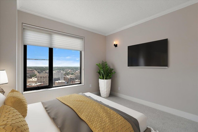 43 Campau Cir NW, Grand Rapids, MI 49503 - bedroom featuring crown molding, carpet flooring, and a textured ceiling