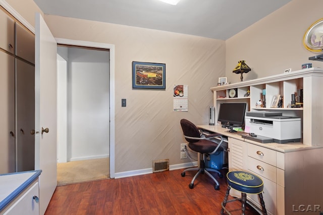 1043 Orchard Rd, Adrian, MI 49221 - office area with wood finished floors and baseboards