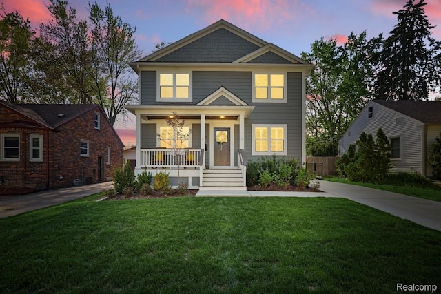 423 N Altadena Ave, Royal Oak, MI 48067 - view of front of property featuring covered porch and a front lawn