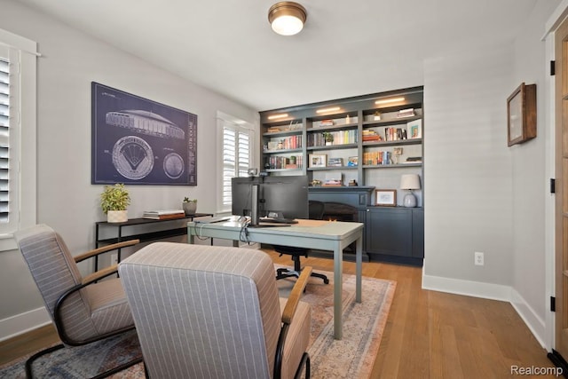 423 N Altadena Ave, Royal Oak, MI 48067 - office space featuring light wood finished floors and built in shelves