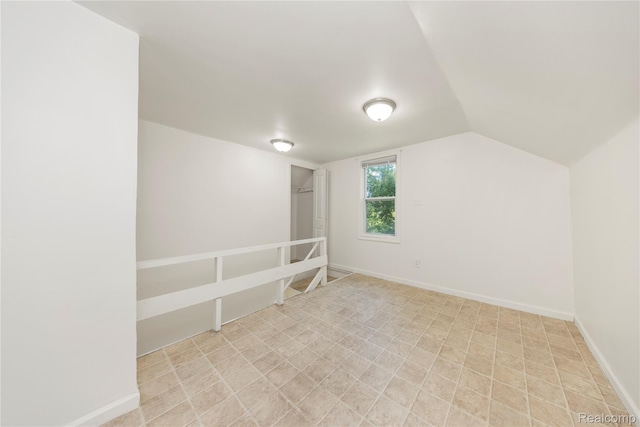 20258 Caldwell St, Detroit, MI 48234 - bonus room with lofted ceiling