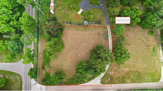 00 W 9 Mile Rd, Southfield, MI 48033