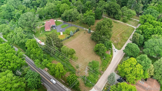 00 W 9 Mile Rd, Southfield, MI 48033